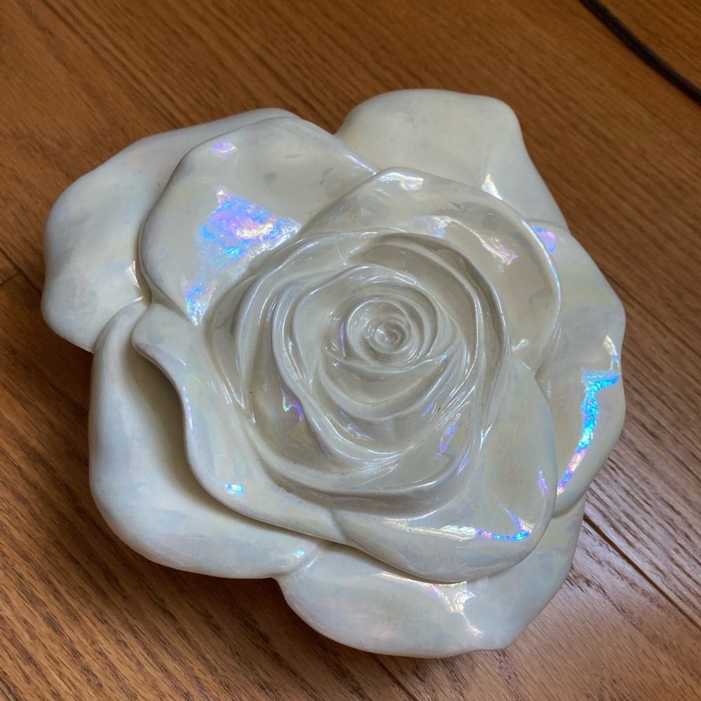 Iridescent Cream Rose Shaped Trinket box